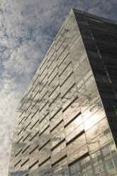 Denmark, Copenhagen, modern bank building 'Under Krystallen' - FC001019