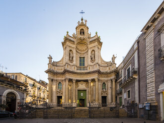 Italy, Sicily, Catania, Piazza del Doumo, Basilica Collegiata - AMF004959