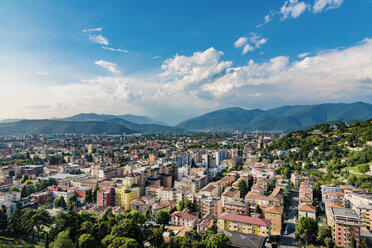 Italy, Brescia, view to the city from Colle Cidneo - CSTF001111