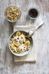 Banana icecream with oat flakes, topping, nicecream - EVGF003052