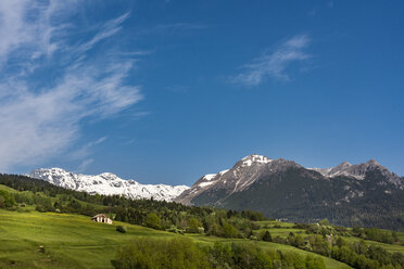 Schweiz, Graubünden, Schweizer Alpen, Plessur Alpen im Frühling - CSTF001122