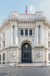 Italien, Mailand, Blick auf das Bankgebäude an der Piazza Tommaso Edison - CST001142