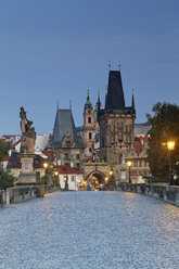 Czech Republic, Prague, Old town, Charles Bridge and Old Town Bridge Tower in the evening - GFF000714
