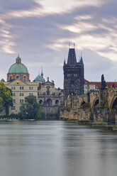 Czech Republic, Prague, Old town, Charles Bridge, Church of St Francis and Old Town Bridge Tower in the evening - GFF000716
