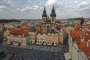 Czech Republic, Prague, Old Town Square with Tyn Cathedral - GFF000718