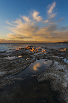 Australia, New South Wales, Maroubra, coast in the evening - GOAF000034