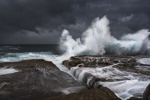 Australien, New South Wales, Clovelly, Shark Point am Abend - GOAF000058