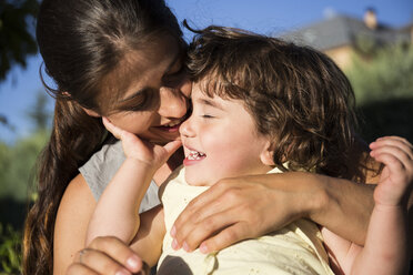 Happy mother and her little daughter - ABZF000986