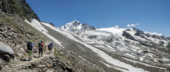 Frankreich, Chamonix, Bergsteiger bei Le Tour - ALRF000651