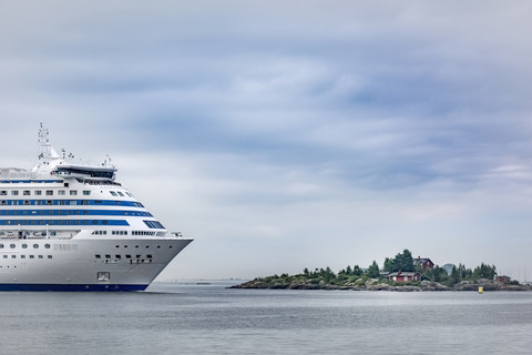 Finnland, Helsinki, Fähre im Westhafen, lizenzfreies Stockfoto