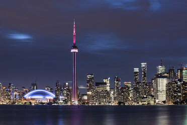 Canada, Ontario, Toronto, Skyline at night, moving clouds - FCF001045