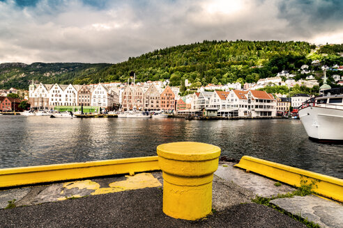 Norwegen, Hardaland, Bergen, Bryggen - CSTF001185