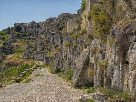 Italien, Basilikata, Matera, Höhlenwohnungen - LOMF000329