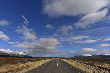 Iceland, empty road - FDF000203