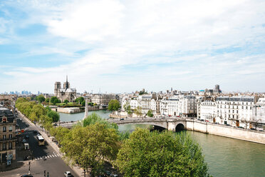 Frankreich, Paris, Stadtbild mit Seine und Notre-Dame - GEMF000965