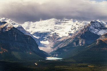 Kanada, Alberta, Banff-Nationalpark, Lake Louise - SMAF000552