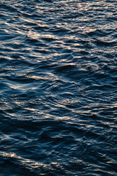 Turkey, Sea of Marmara, waves - BZF000348