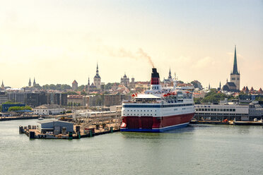 Estland, Tallinn, Altstadt und Hafen, Fährhafen - CSTF001200