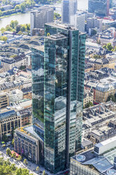 Deutschland, Frankfurt, Blick auf das moderne Gallileo vom Main Tower - MAB000397