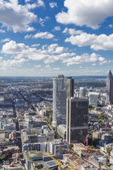 Deutschland, Frankfurt, Blick auf die Stadt mit Finanzviertel vom Maintower - MAB000400