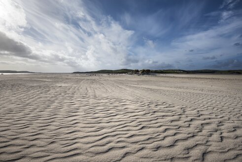 UK, Schottland, Isle of Lewis, Uig, Blick auf den Strand bei Ebbe - ELF001794