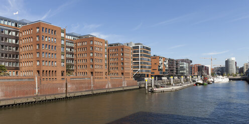 Germany, Hamburg, view to Hanseatic Trade Center at Sandtor Harbour - WIF003356