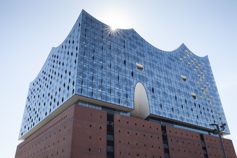 Deutschland, Hamburg, Blick auf die Elbphilharmonie, lizenzfreies Stockfoto