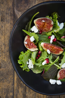 Gemischter Salat mit Ziegenkäse, Granatapfelkernen und Feigen - LVF05318