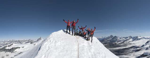 Italy, Gressoney, Alps, Castor, group of mountaineers - ALRF00719