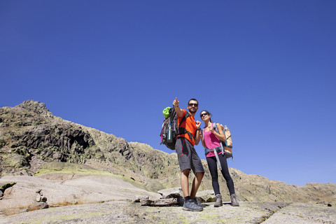 Spain, Sierra de Gredos, couple hiking in the mountains stock photo