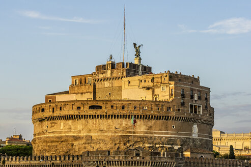 Italien, Rom, Blick auf das Castel Sant' Angelo - THAF01738
