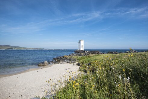 United Kingdom, Scotland, Inner Hebrides, Isle of Islay, Lighthouse near Port Ellen on Carraig Fhada - ELF01802
