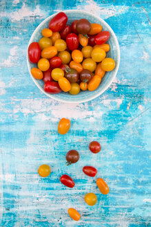 Schale mit gelben und roten Mini-Tomaten - LVF05331