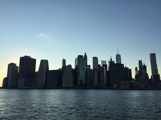 New York, Manhattan Skyline at Sunset - GIOF01468
