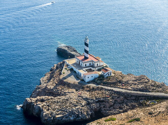 Spanien, Mallorca, Palma de Mallorca, Luftaufnahme, Cap de Cala Figuera, Leuchtturm - AMF04986