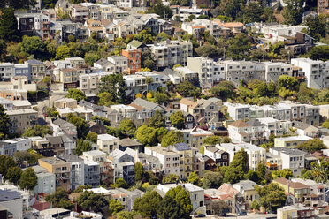 USA, Kalifornien, San Francisco, Blick von Twin Peaks auf das Wohnviertel Corona Heights - BRF01410