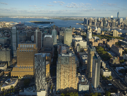 USA, New York City, Luftbildaufnahme von Brooklyn - BCDF00047
