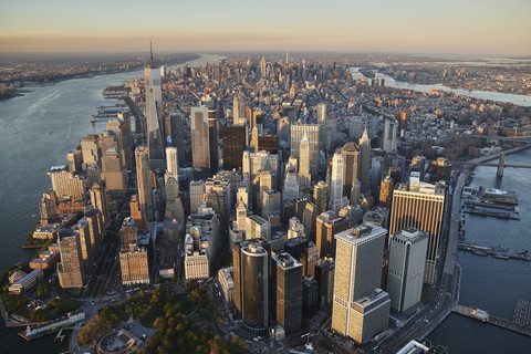 USA, New York, Luftbildaufnahme von New York City und Manhattan Island, lizenzfreies Stockfoto