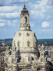 Deutschland, Dresden, Kuppel der Frauenkirche in der Altstadt - KRPF01878