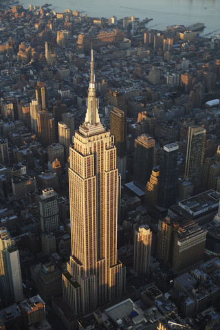 USA, New York State, New York City, Stadtbild mit Empire State Building am Morgen, lizenzfreies Stockfoto