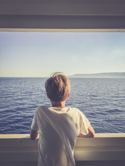Croatia, boy on ship on Adriatic Sea - LVF05381