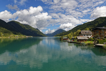 Austria, Carinthia, Boat houses at Lake Weissensee - GFF00783