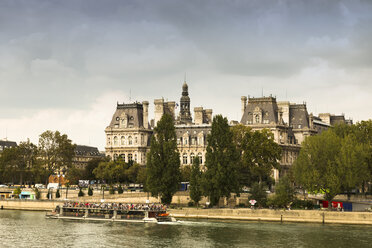 France, Paris, Tourist boat on river Seine - FC01086