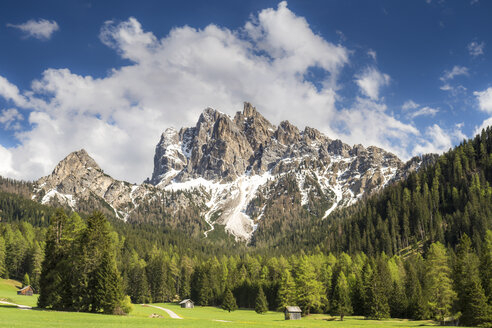 Italien, Südtirol, Hochpustertal, Naturpark Fanes-Sennes-Prags, Pragser Dolomiten, Sarlkofel - STSF01105