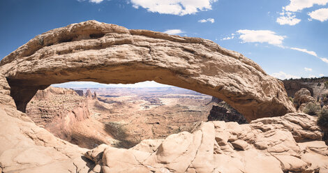 USA, Utah, Canyonlands National Park, Rock arch - EPF00167