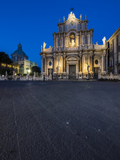 Sizilien, Catania, Kathedrale Sant'Agata und Poazza del Duomo - AMF05034