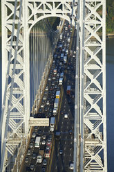 USA, New York City, George-Washington-Brücke - BCDF00217