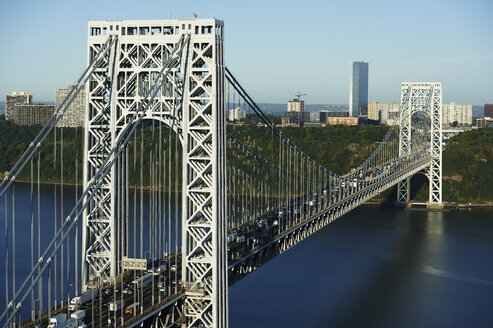USA, New York City, George-Washington-Brücke - BCDF00219