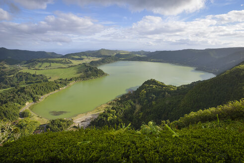 Portugal, Azoren, Sao Miguel, Lagoa das Furnas - RJF00638