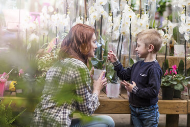 Mother and son at garden centre - ZEF10964